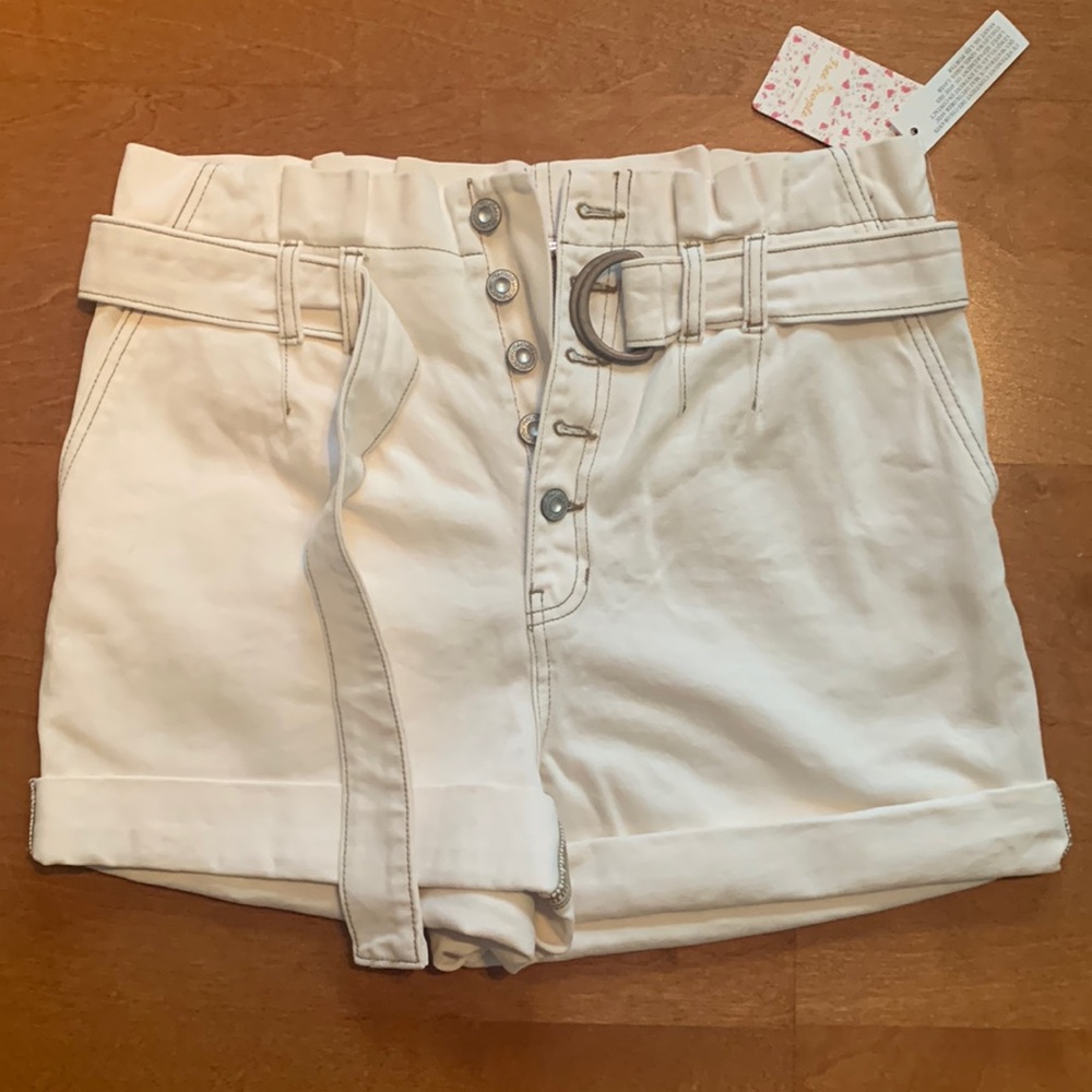 Free People - Cream Jean Shorts with Belt
